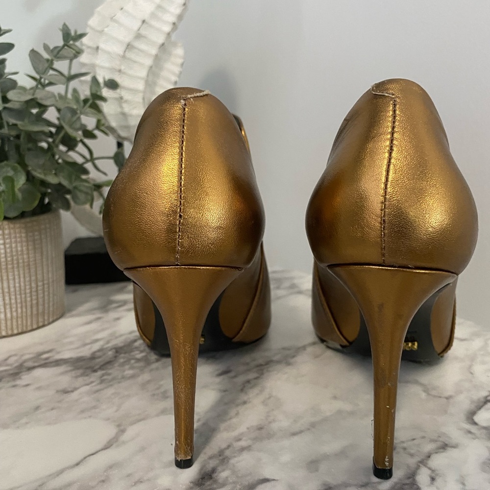 SCHUTZ - Picture 4 of 5